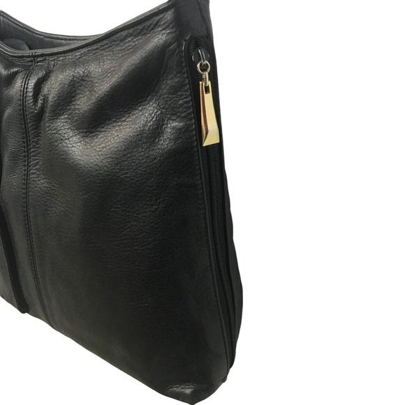 New York Black Leather Shoulder Bag With Sunglasses Compartment - Picture 4 of 9